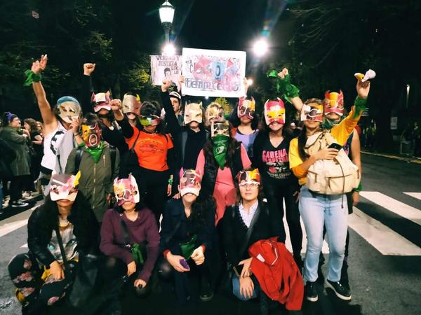 Máscaras, colectivo, femigrabadorxs, encuentro, plurinacional, marcha, diversidad, manifestación