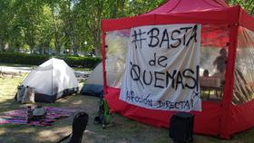 Organizaciones ambientales comenzaron este lunes por la tarde una actividad en la Plaza San Martín llamada «Rosariazo Ambiental»