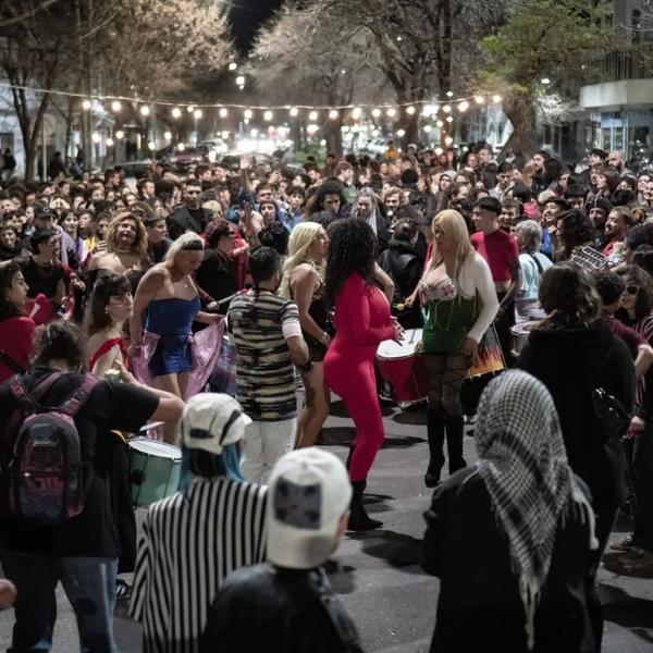 Las chicas prohibidas y el bloco